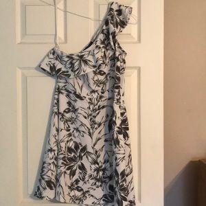 1 shoulder dress